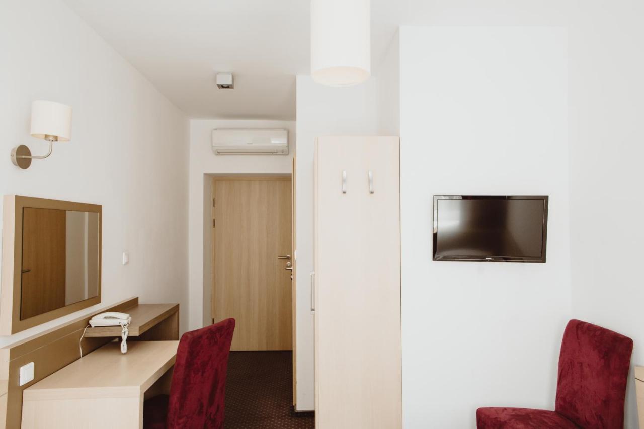 Arche Hotel Siedlce Dış mekan fotoğraf