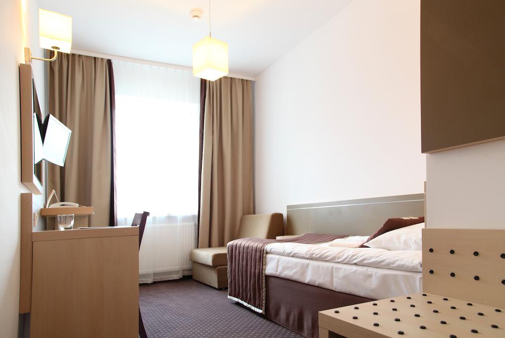 Arche Hotel Siedlce Oda fotoğraf